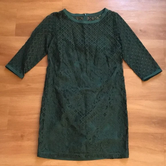 knee length dresses for ladies Ann Taylor Loft Women's Navy Lace Overlay Short Sleeve Shift Dress Size 10T main image 0